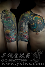 彩色人物半甲纹身