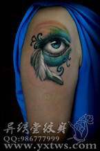 眼睛纹身