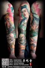彩色传统罗汉观音花臂纹身