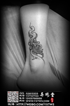 小腿蝴蝶结纹身