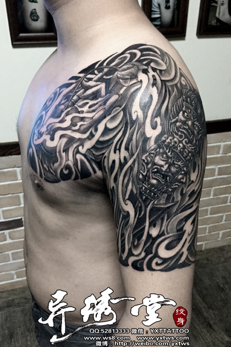 金刚杵佛手半甲纹身