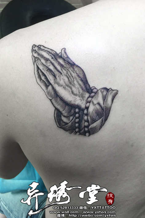 祈祷之手纹身