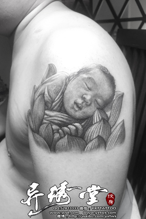 小孩子肖像纹身