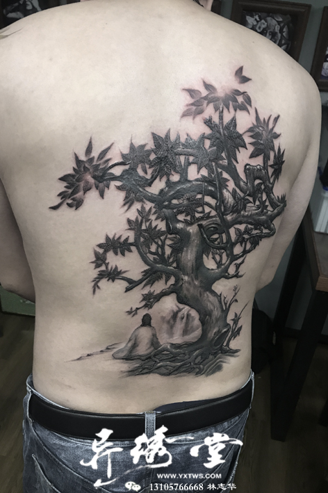 背部菩提树修炼纹身