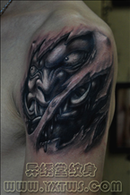 魔鬼撕皮纹身