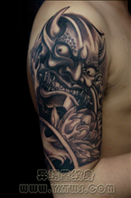 传统鬼头纹身