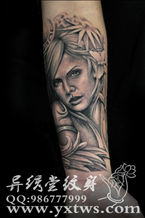 美女肖像纹身