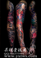 彩色花臂纹身