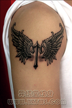 翅膀纹身